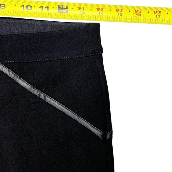 Max Studio Black Skinny Pants Leggings Faux Leather Trim Pull on Size Small - Picture 5 of 12